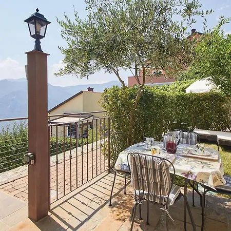 Two-bedroom Holiday In Prázdninový dům *